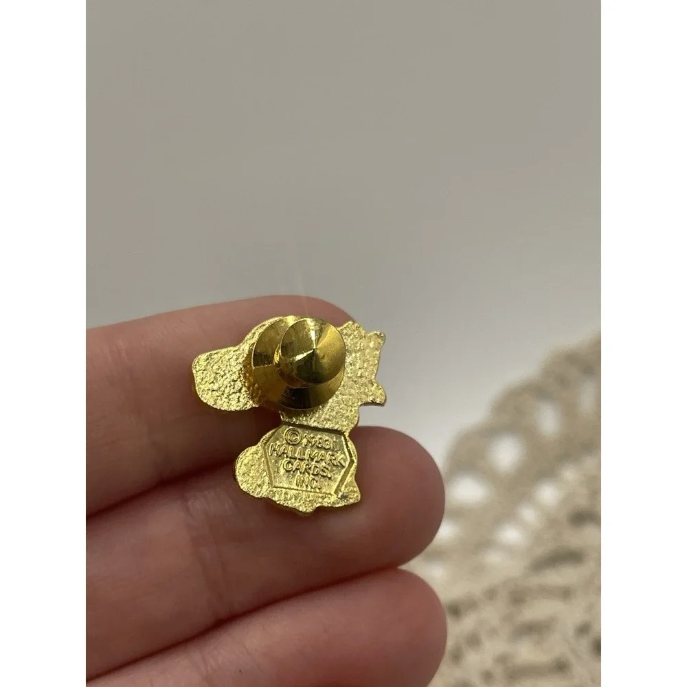 Hallmark Bunny Rabbit Enamel‎ Lapel Pin Signed Vintage 1983 Easter Blue Tulip